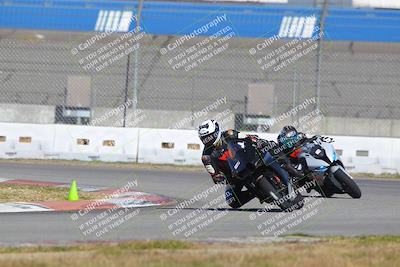 media/Nov-26-2022-Fastrack Riders (Sat) [[b001e85eef]]/Level 3/Session 3 Outside Turn 9/